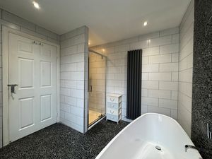 Photo 10- click for photo gallery